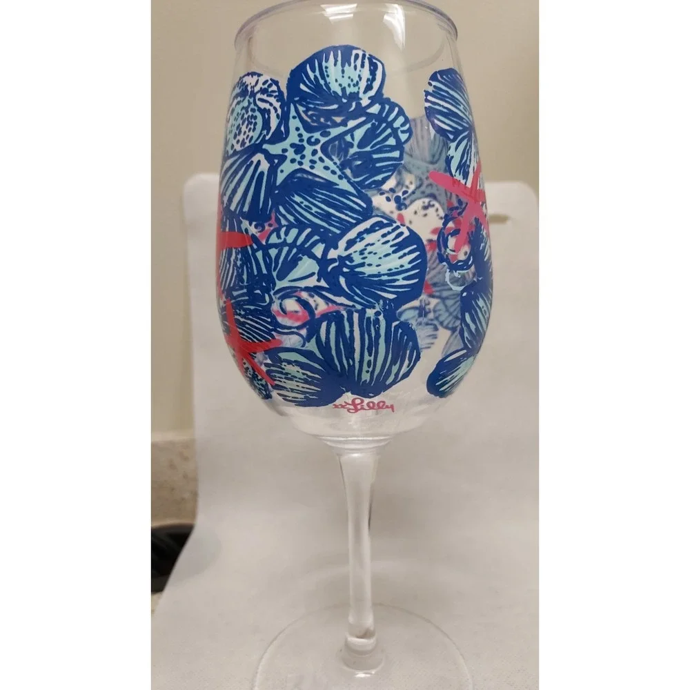 Lilly Pulitzer Acrylic Wine Glass- She She‎ Shell